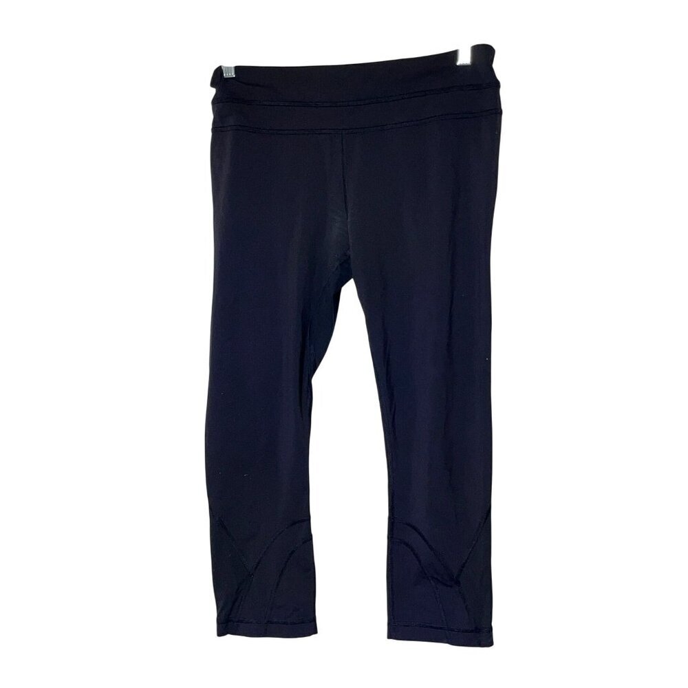 Lululemon Black Athletic Capri Crop Leggings Size 8 Womens